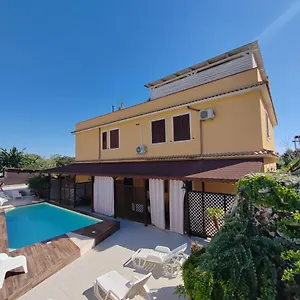 Apartment Xenia, Avola